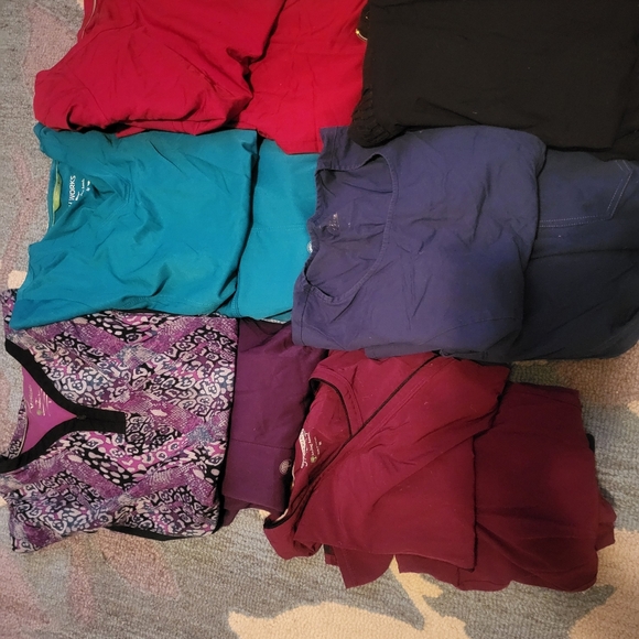 Scrubs - Picture 3 of 4